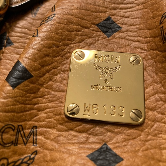 AUTHENTIC EUC MCM Visetos Cognac Coated Canvas & Leather Bag - Picture 11 of 15